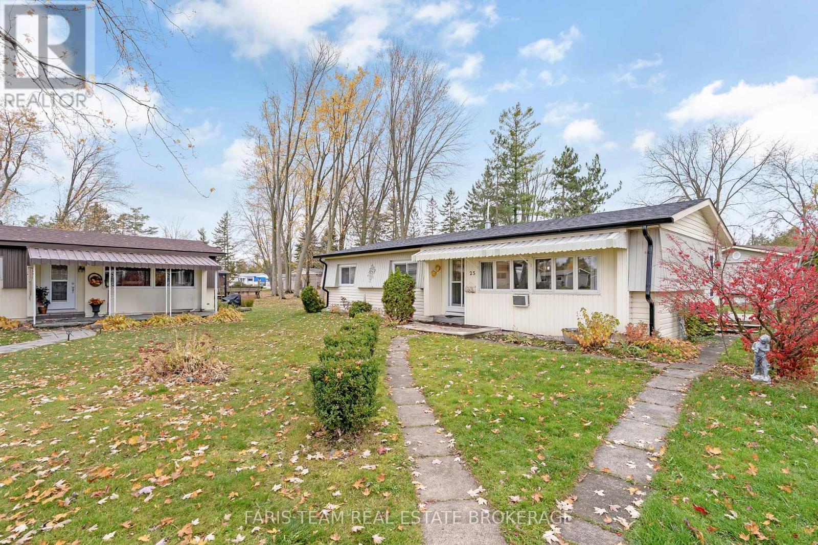 25 Recreation Drive, Innisfil, Ontario  L9S 1N5 - Photo 3 - N12536460