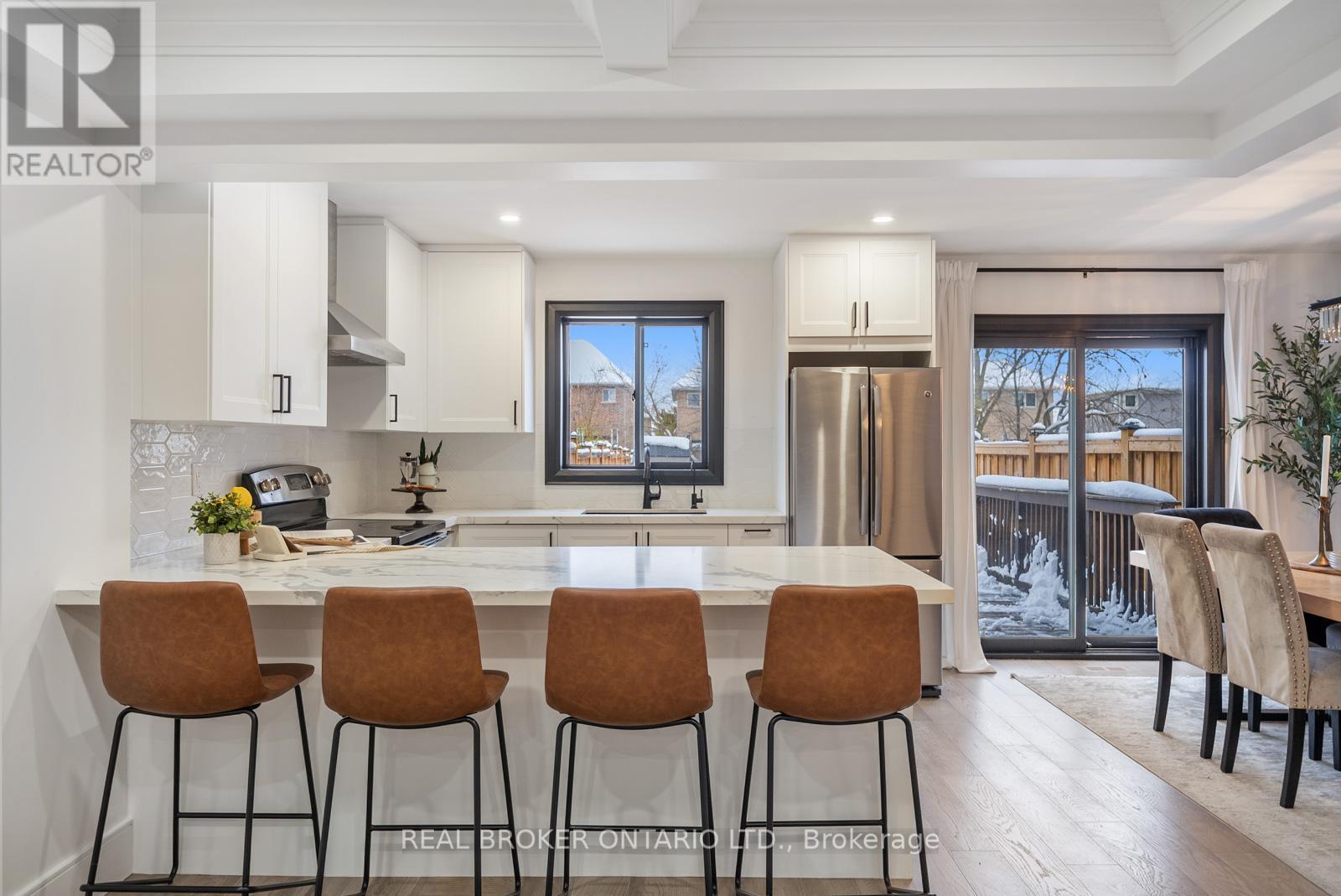 105 Mccurdy Drive, New Tecumseth, Ontario  L0G 1W0 - Photo 12 - N12536464