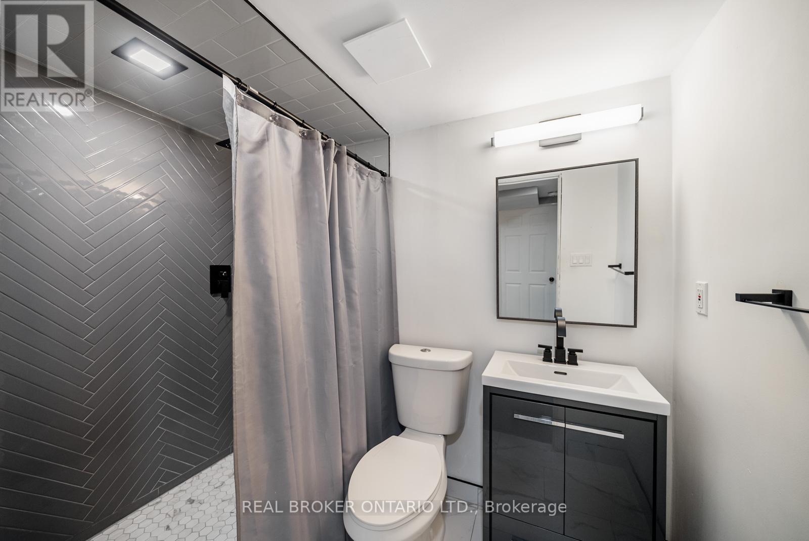 105 Mccurdy Drive, New Tecumseth, Ontario  L0G 1W0 - Photo 39 - N12536464