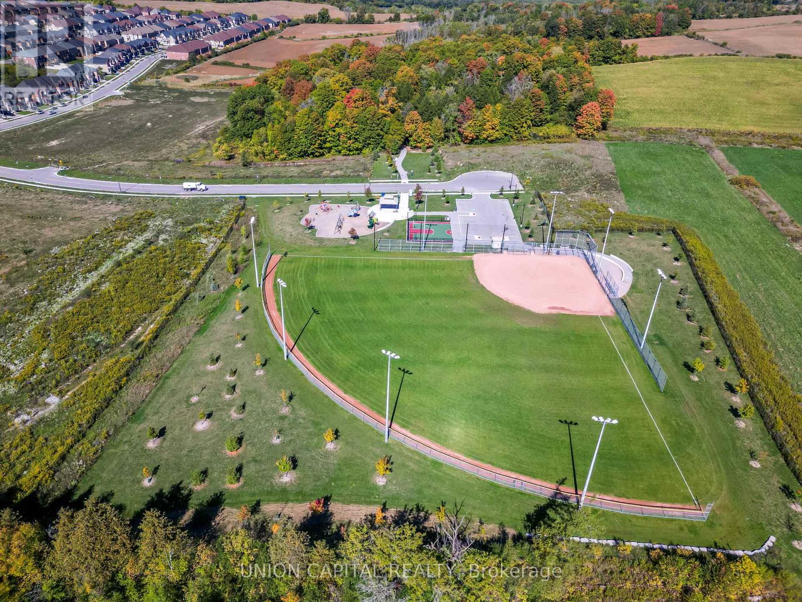 307 Silk Twist Drive, East Gwillimbury, Ontario  L9N 0V4 - Photo 30 - N12536480