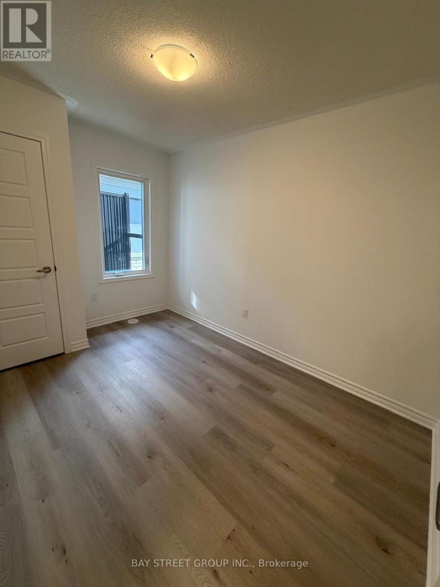 59 Pearen Lane, Barrie, Ontario  L9J 0G5 - Photo 21 - S12536510