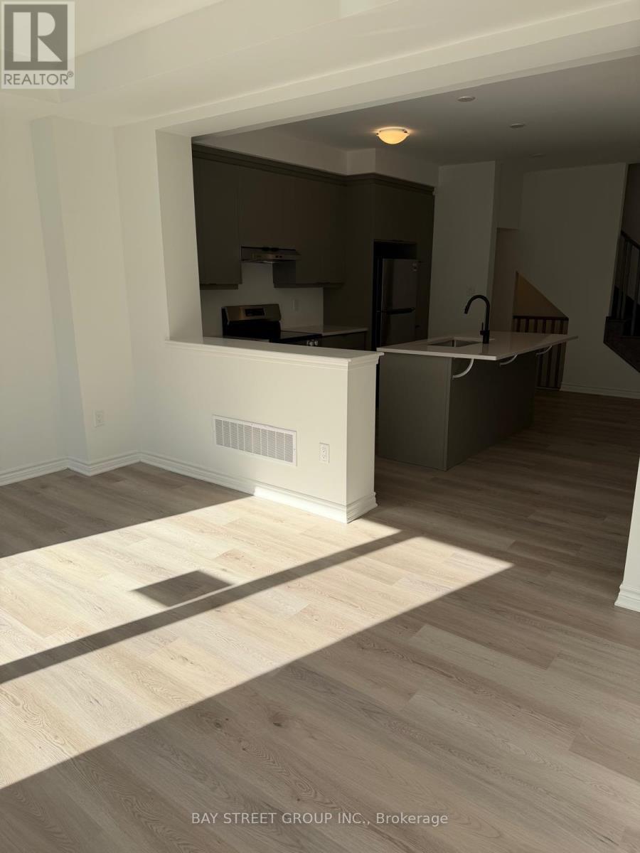 59 Pearen Lane, Barrie, Ontario  L9J 0G5 - Photo 25 - S12536510