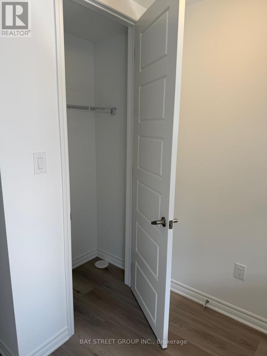 59 Pearen Lane, Barrie, Ontario  L9J 0G5 - Photo 28 - S12536510