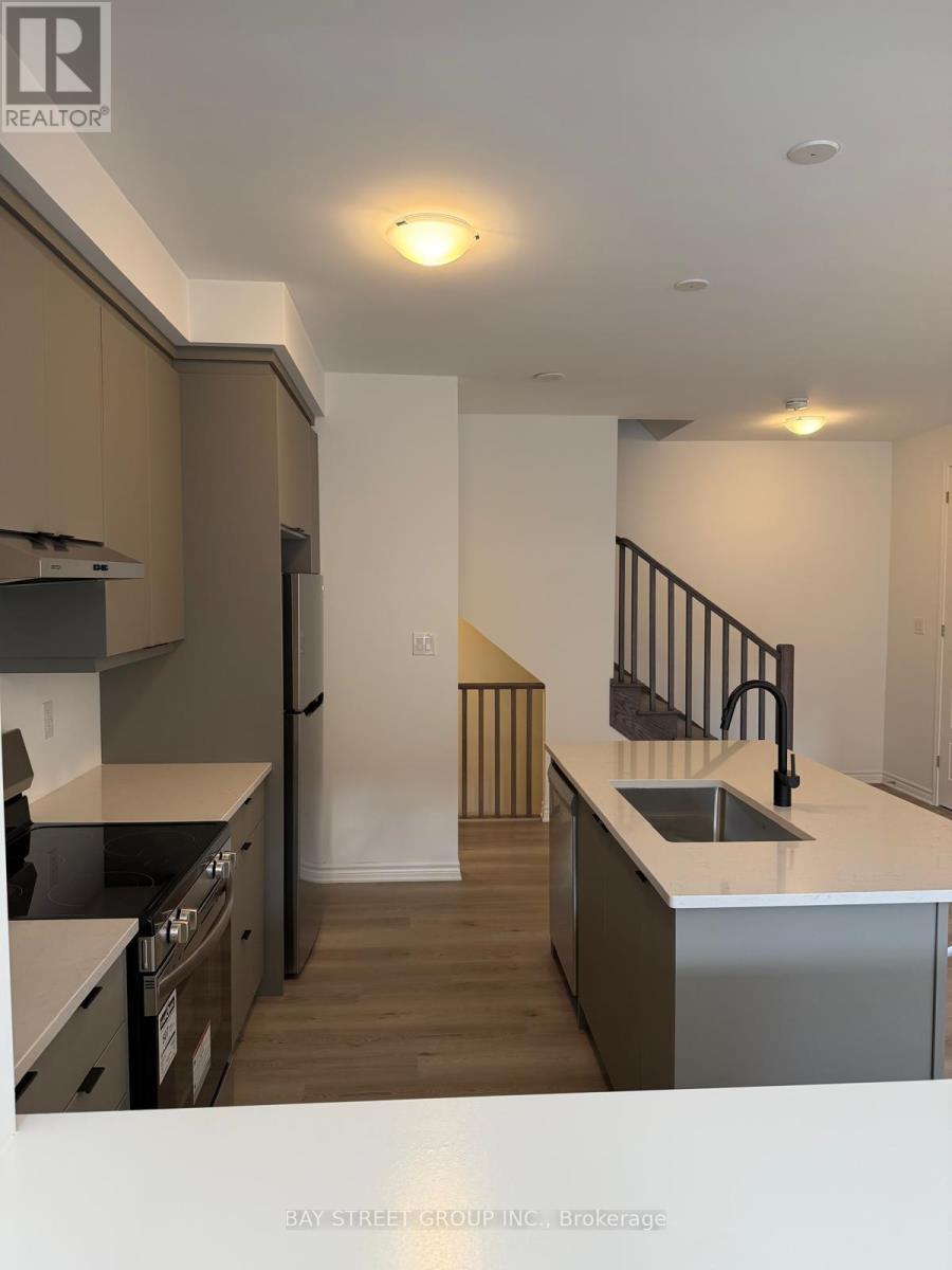 59 Pearen Lane, Barrie, Ontario  L9J 0G5 - Photo 7 - S12536510