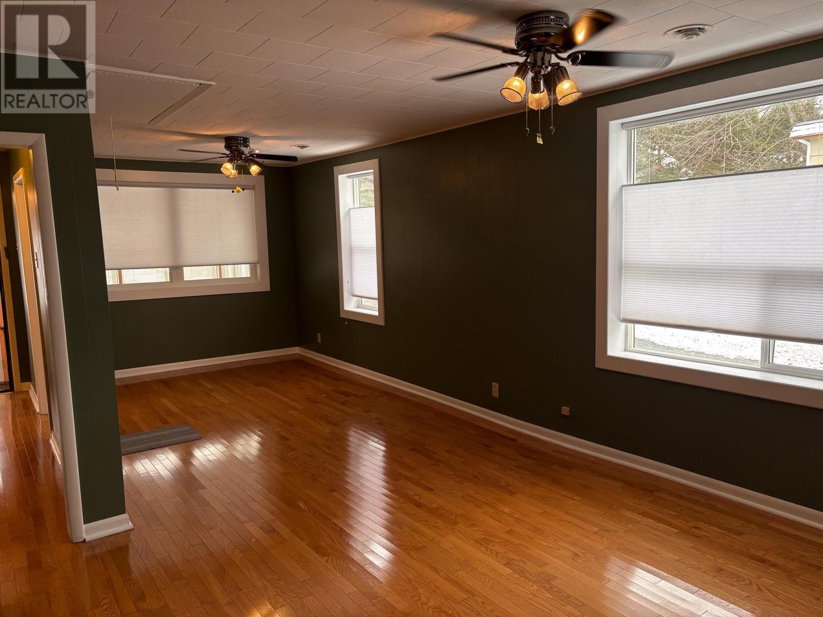 416 Bay St, Keewatin, Ontario P0X 1C0 - Photo 3 - TB253448