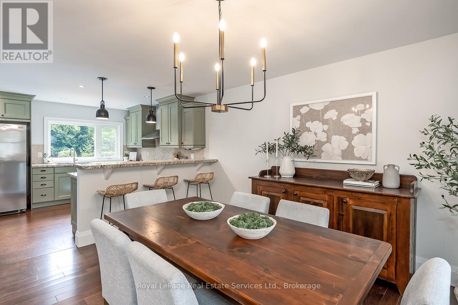 1071 Melvin Avenue, Oakville, Ontario  L6J 2V8 - Photo 10 - W12536598