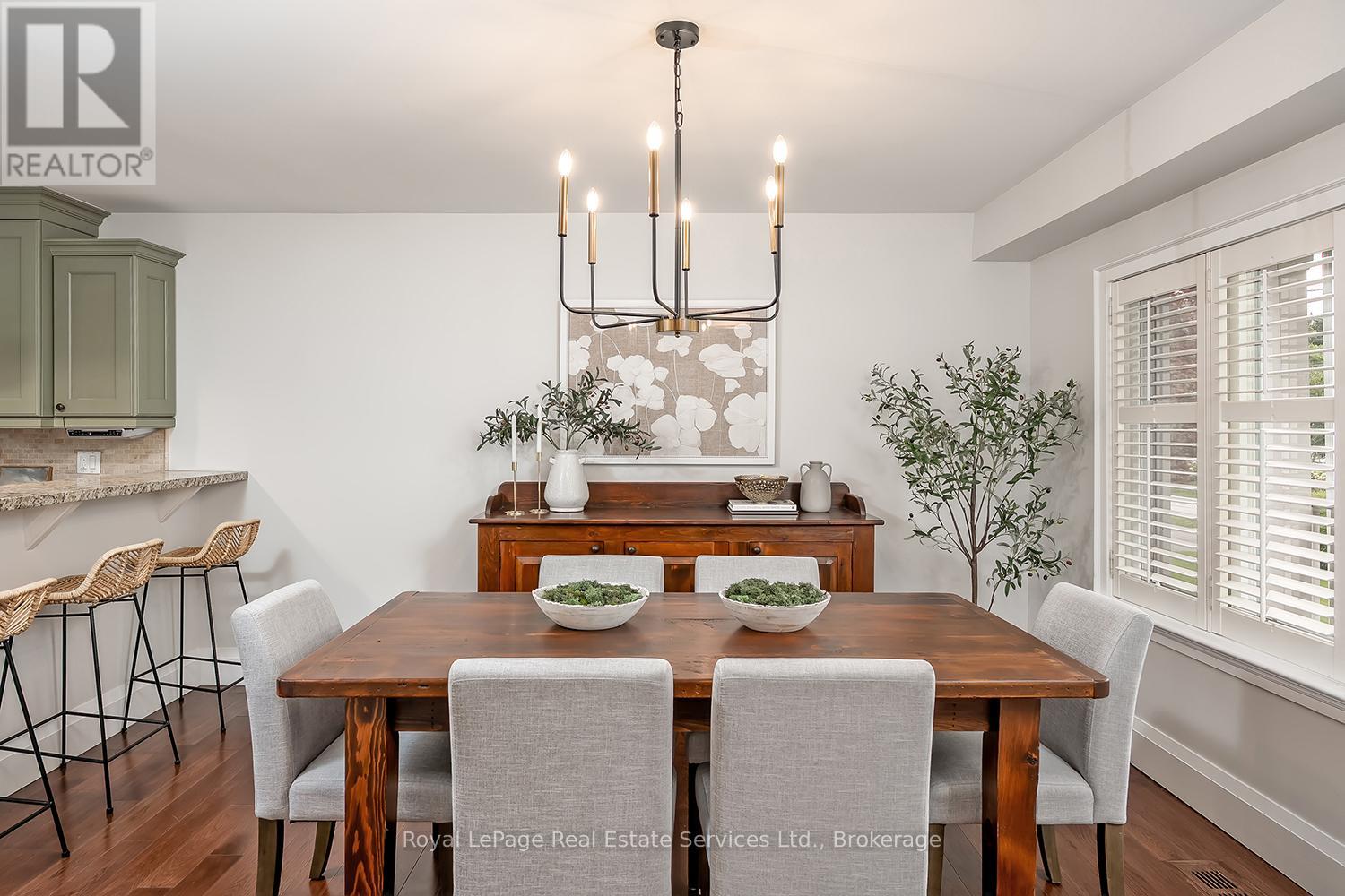 1071 Melvin Avenue, Oakville, Ontario  L6J 2V8 - Photo 12 - W12536598