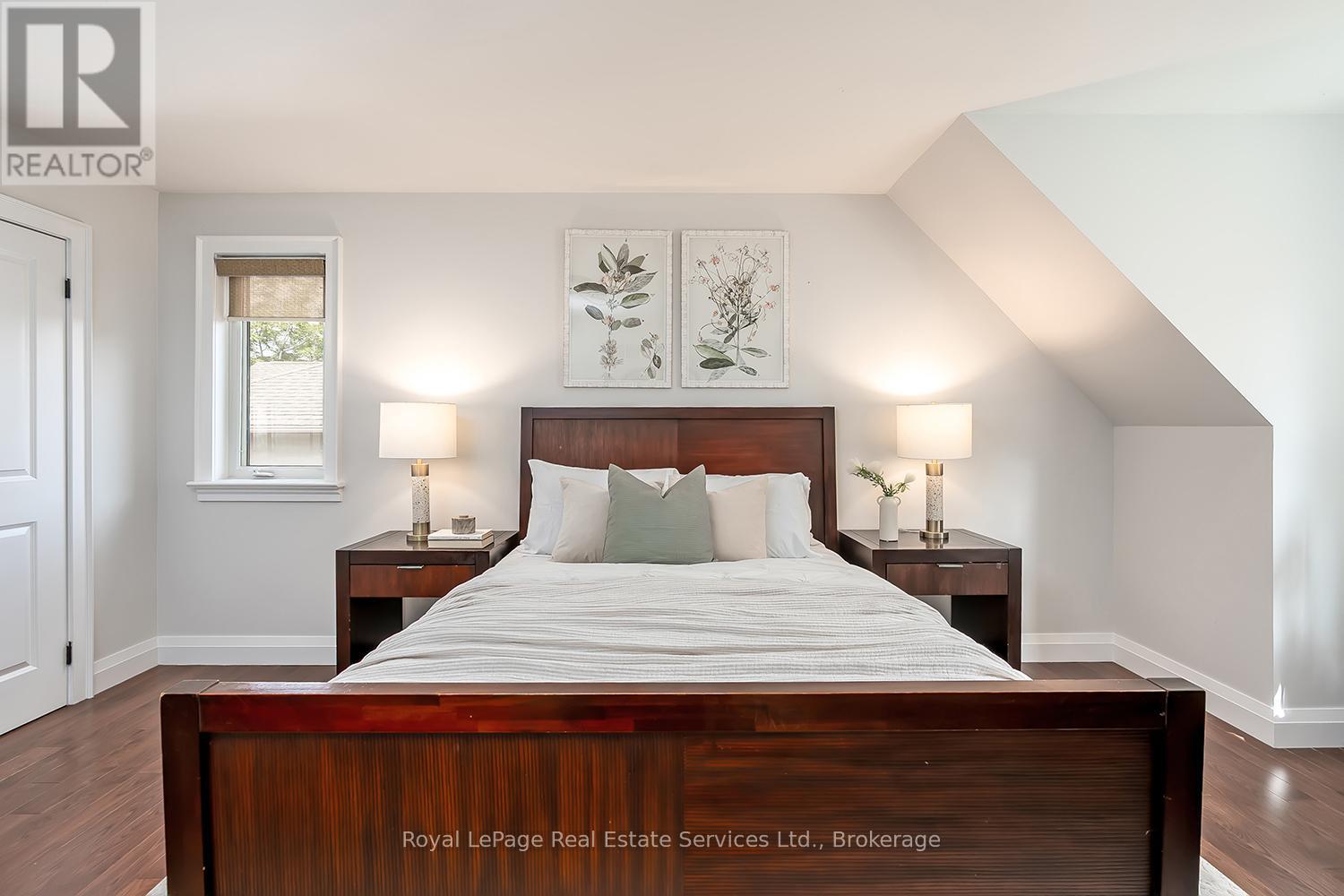 1071 Melvin Avenue, Oakville, Ontario  L6J 2V8 - Photo 17 - W12536598