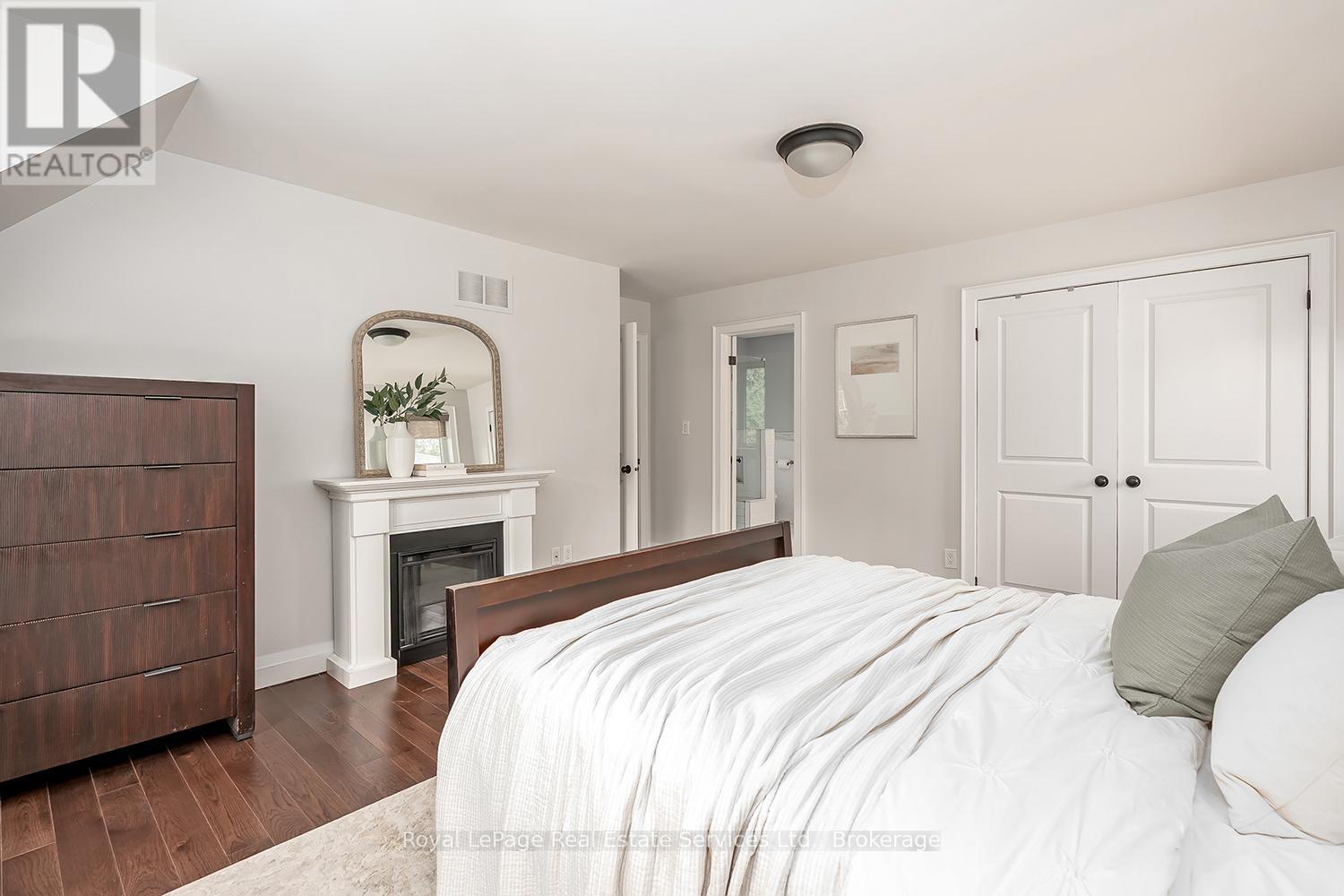 1071 Melvin Avenue, Oakville, Ontario  L6J 2V8 - Photo 18 - W12536598