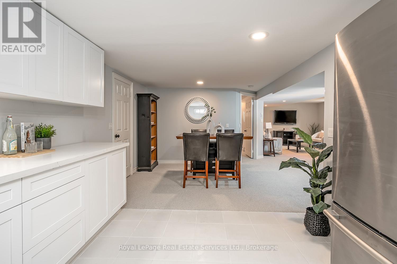 1071 Melvin Avenue, Oakville, Ontario  L6J 2V8 - Photo 34 - W12536598