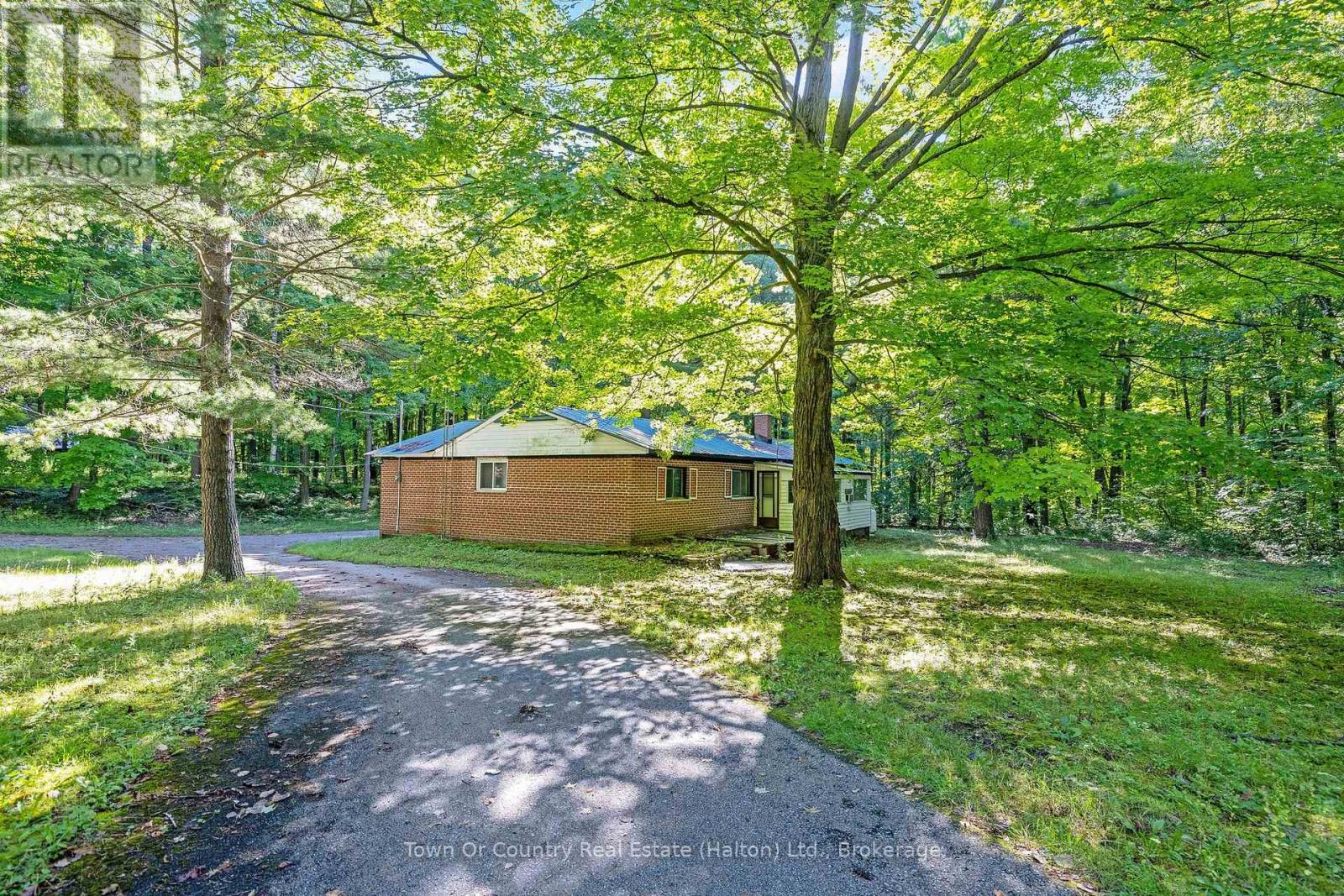 2380 Conservation Road, Milton, Ontario  L0P 1B0 - Photo 6 - W12536678