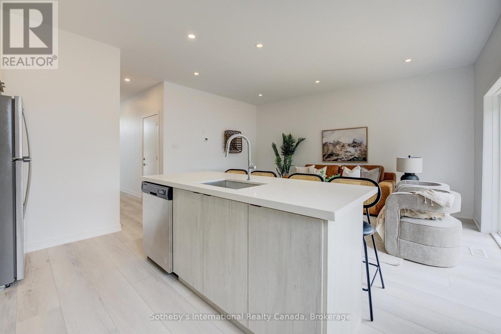 9 - 416 Dundas Street S, Cambridge, Ontario  N1R 8H7 - Photo 18 - X12536640