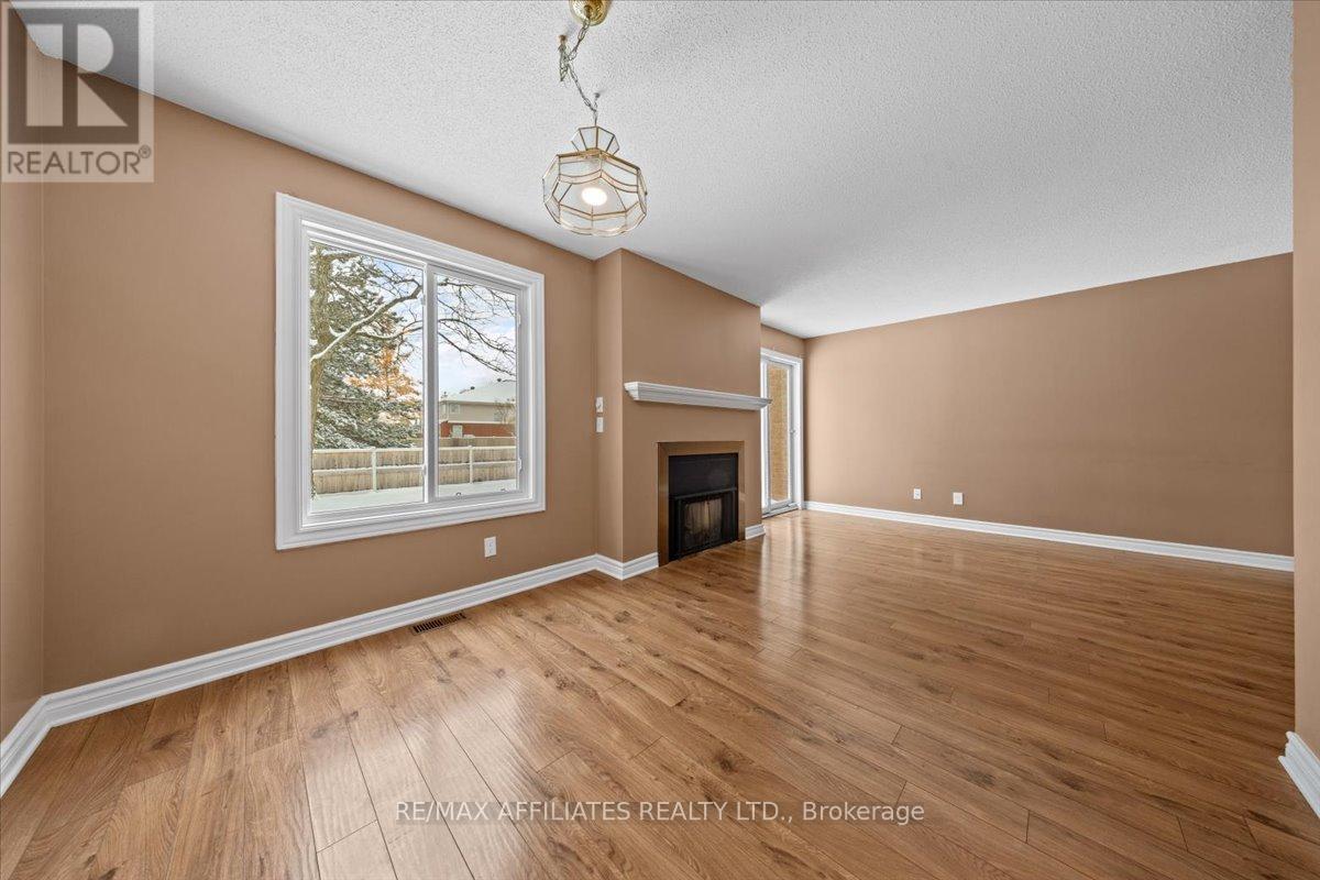 1938 Ashmont Street, Ottawa, Ontario  K1C 7B9 - Photo 11 - X12536566