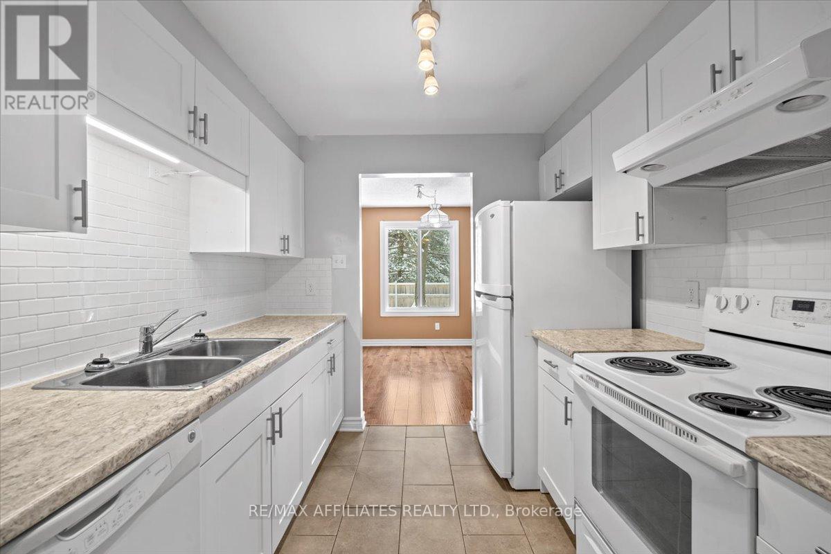 1938 Ashmont Street, Ottawa, Ontario  K1C 7B9 - Photo 14 - X12536566