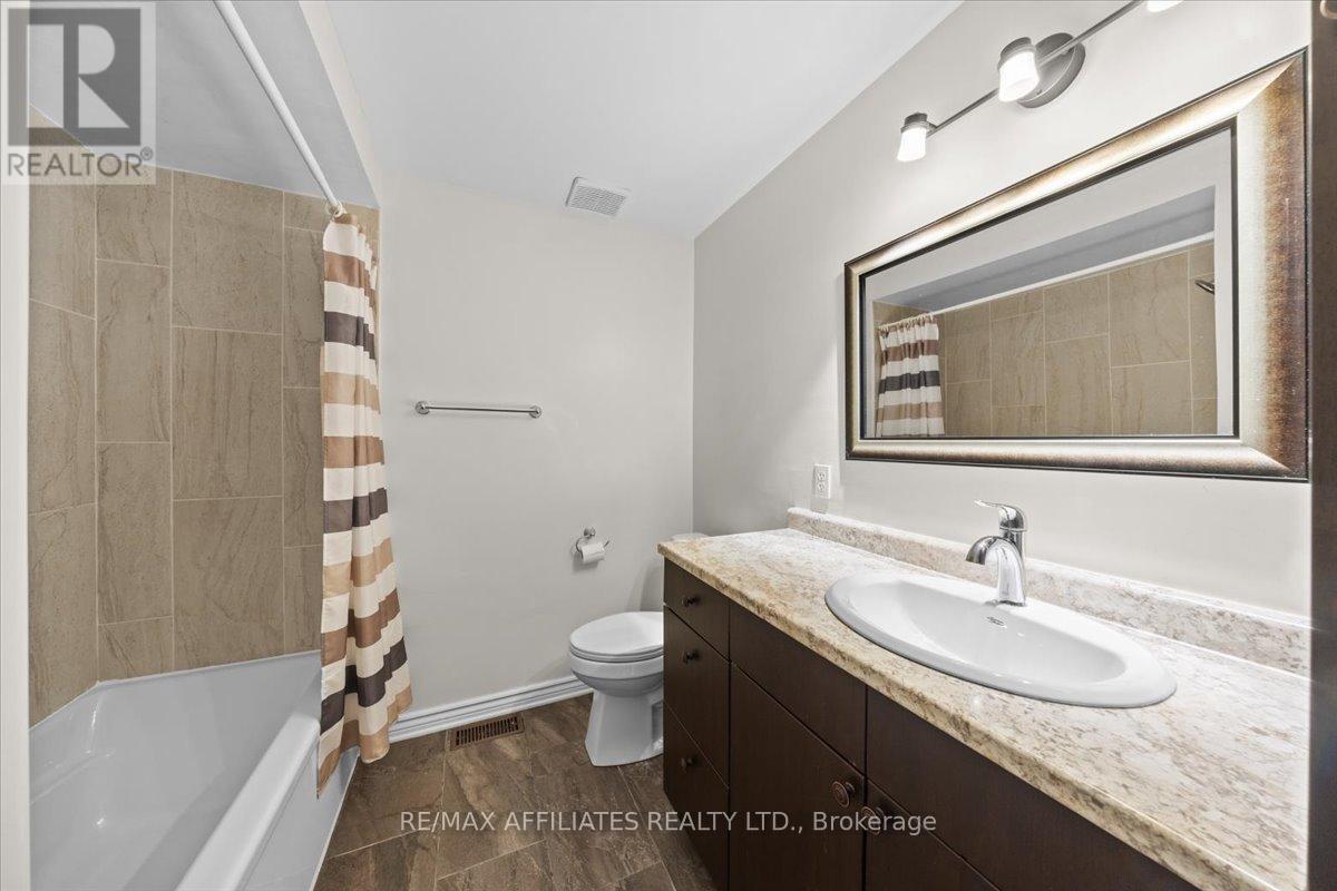 1938 Ashmont Street, Ottawa, Ontario  K1C 7B9 - Photo 19 - X12536566