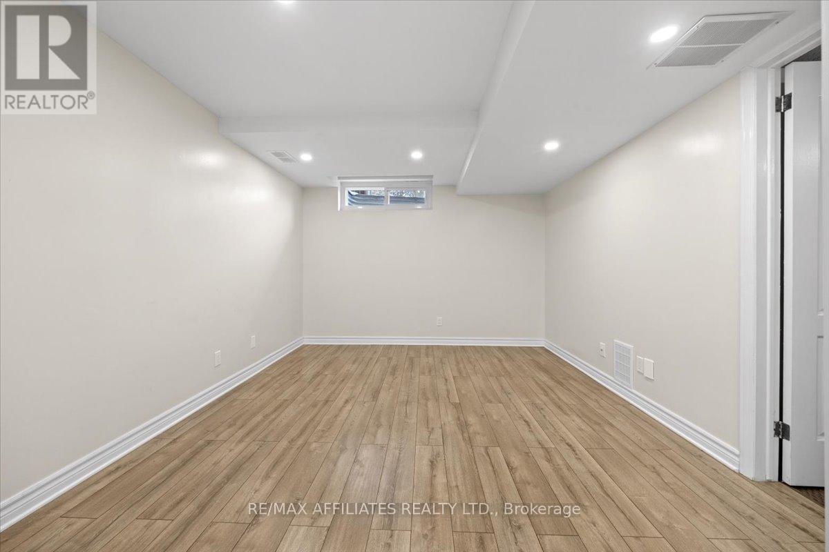 1938 Ashmont Street, Ottawa, Ontario  K1C 7B9 - Photo 32 - X12536566