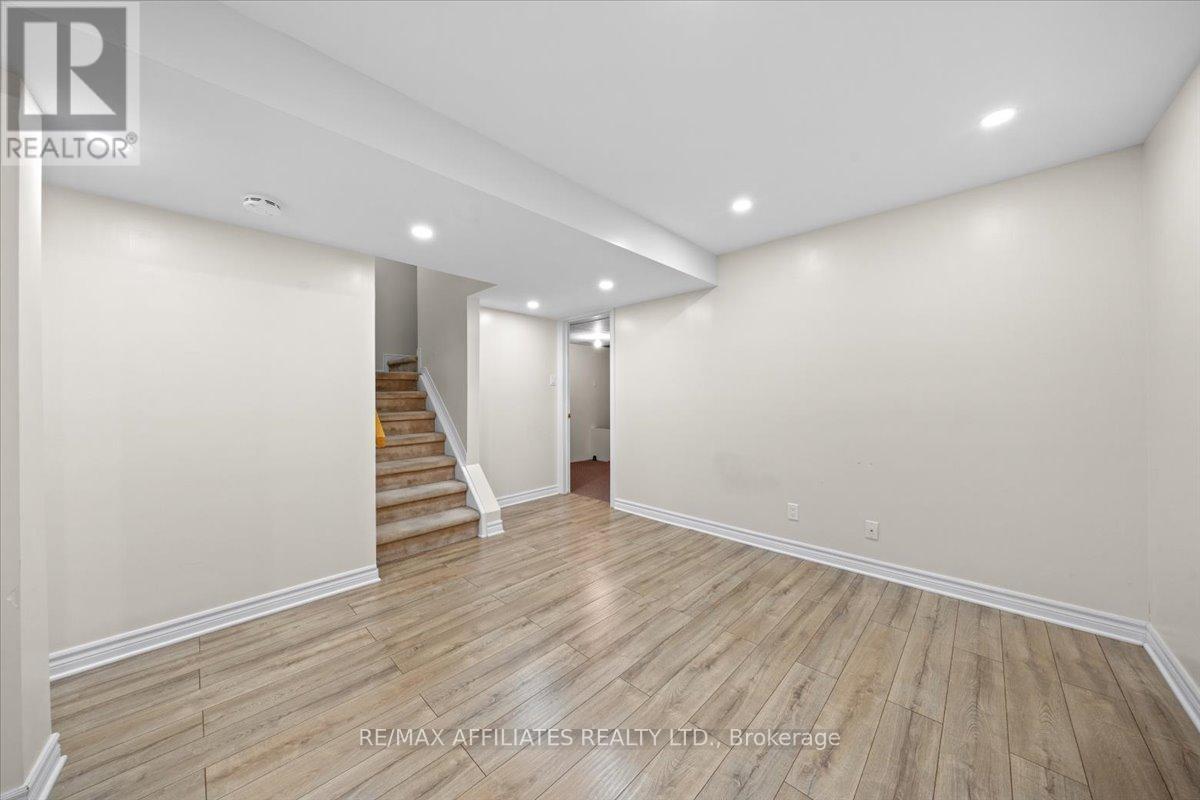1938 Ashmont Street, Ottawa, Ontario  K1C 7B9 - Photo 34 - X12536566