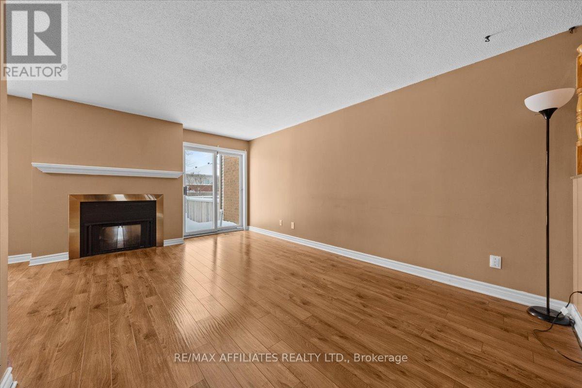 1938 Ashmont Street, Ottawa, Ontario  K1C 7B9 - Photo 9 - X12536566