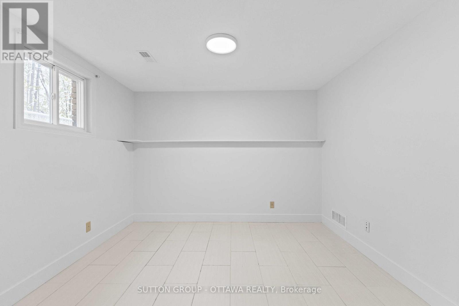 131 Renova Avenue, Ottawa, Ontario K1G 4C7 - Photo 21 - X12536568