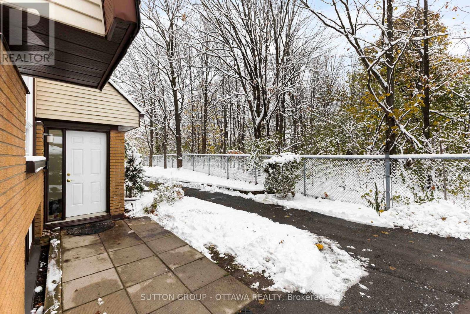 131 Renova Avenue, Ottawa, Ontario K1G 4C7 - Photo 22 - X12536568