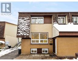 131 RENOVA AVENUE, Ottawa, Ontario