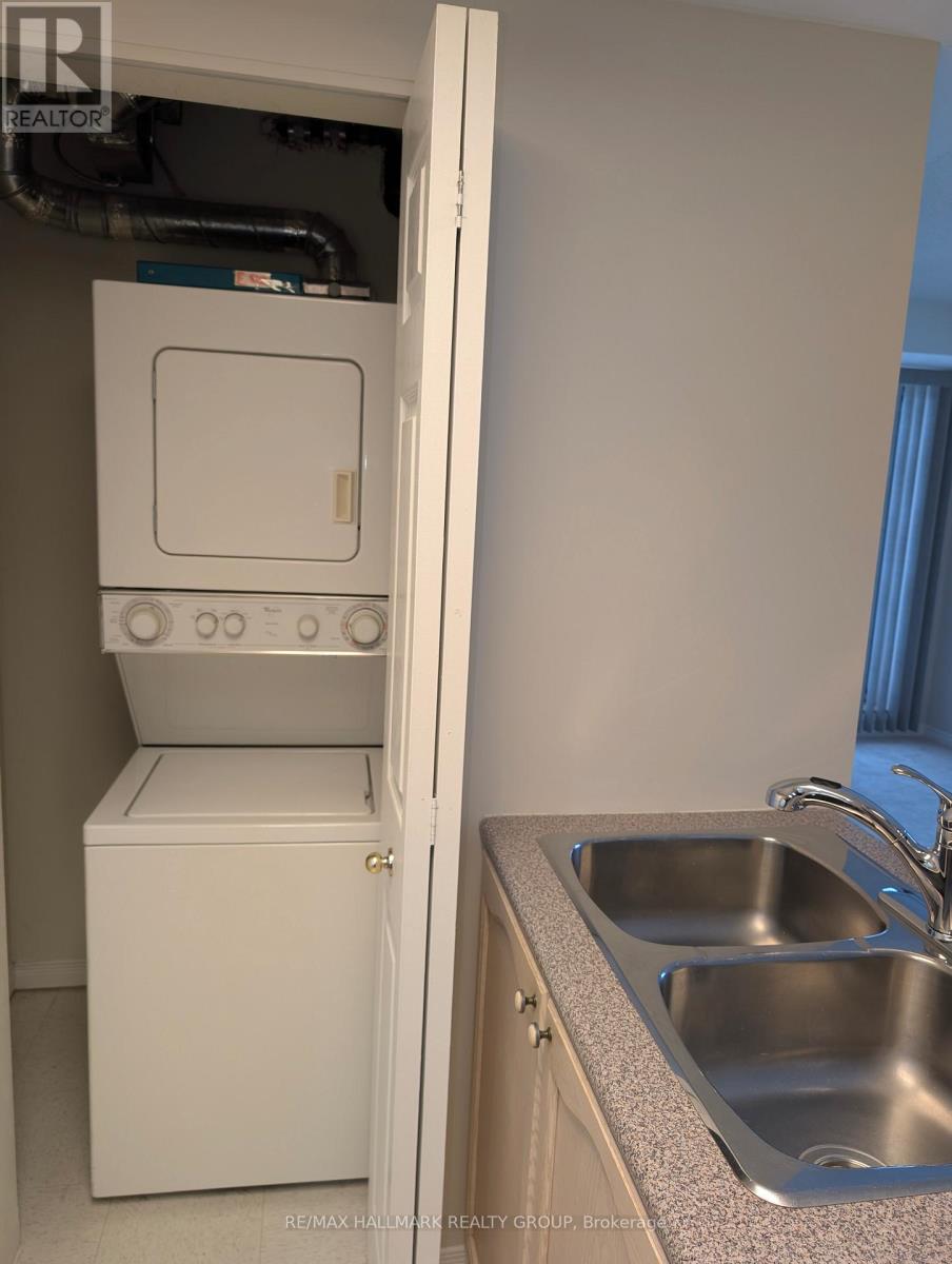 6f - 310 Central Park Drive, Ottawa, Ontario  K2C 4G4 - Photo 13 - X12536586