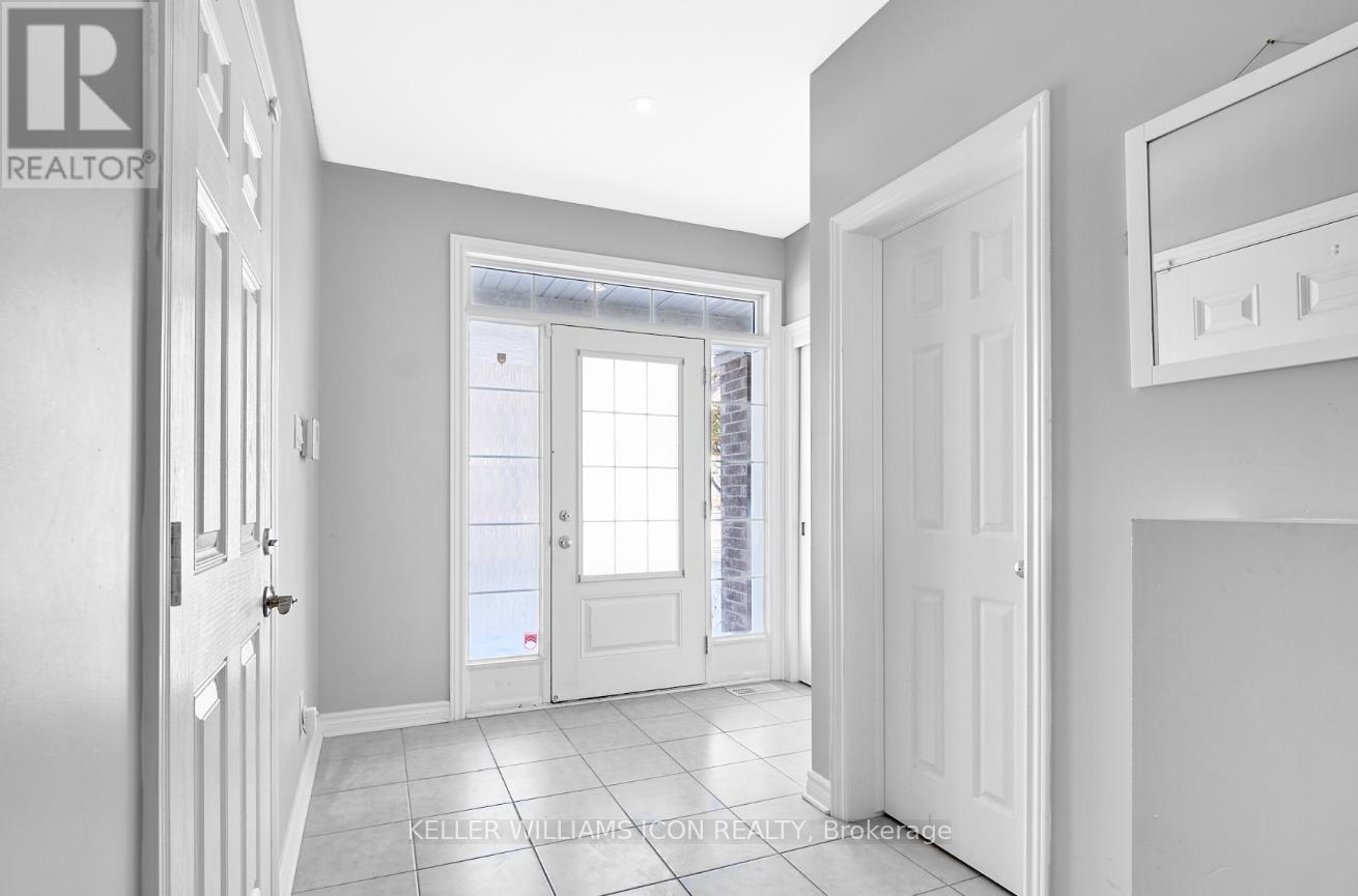 380 Brettonwood Ridge, Ottawa, Ontario  K2T 0H8 - Photo 7 - X12536642