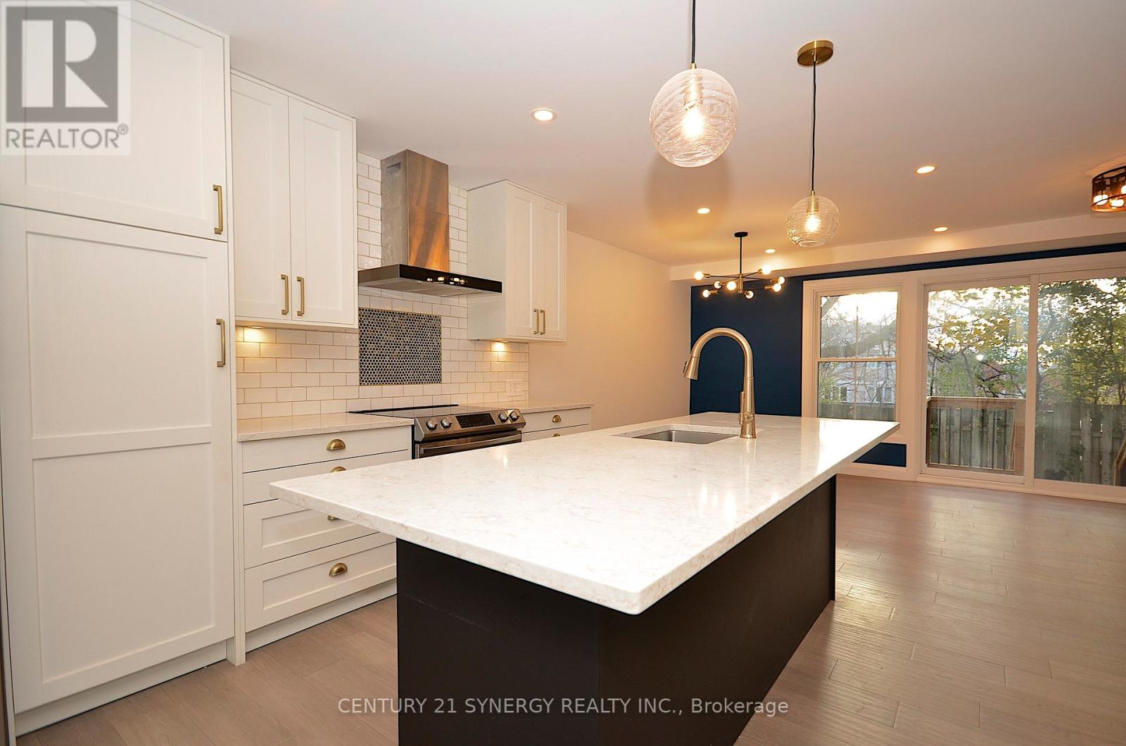 26 - 660 Hochelaga Street, Ottawa, Ontario  K1K 2E9 - Photo 13 - X12536650