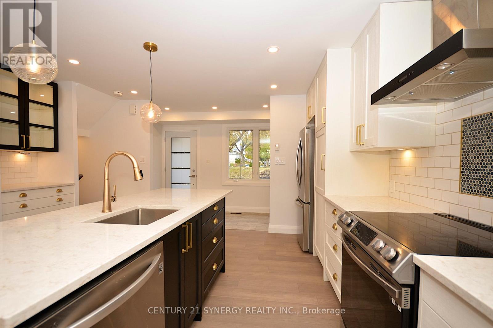 26 - 660 Hochelaga Street, Ottawa, Ontario  K1K 2E9 - Photo 14 - X12536650