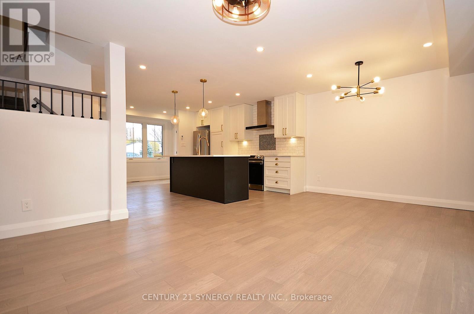 26 - 660 Hochelaga Street, Ottawa, Ontario  K1K 2E9 - Photo 20 - X12536650