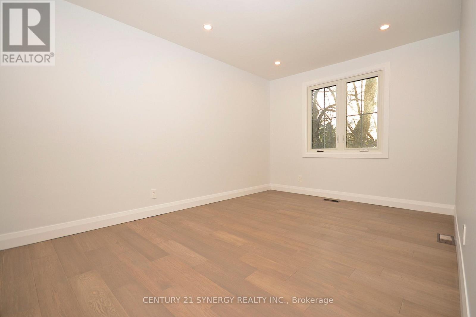 26 - 660 Hochelaga Street, Ottawa, Ontario  K1K 2E9 - Photo 30 - X12536650