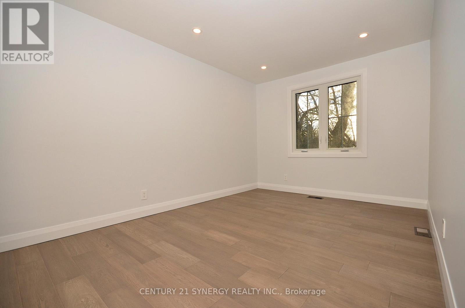 26 - 660 Hochelaga Street, Ottawa, Ontario  K1K 2E9 - Photo 36 - X12536650