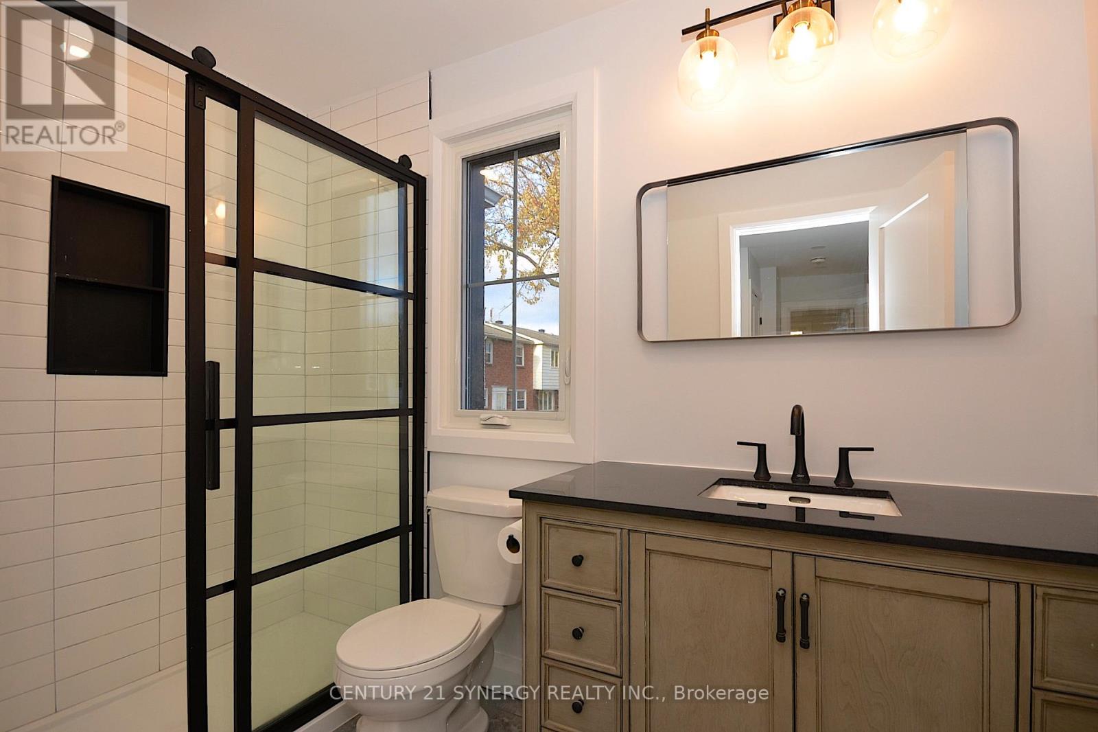 26 - 660 Hochelaga Street, Ottawa, Ontario  K1K 2E9 - Photo 40 - X12536650