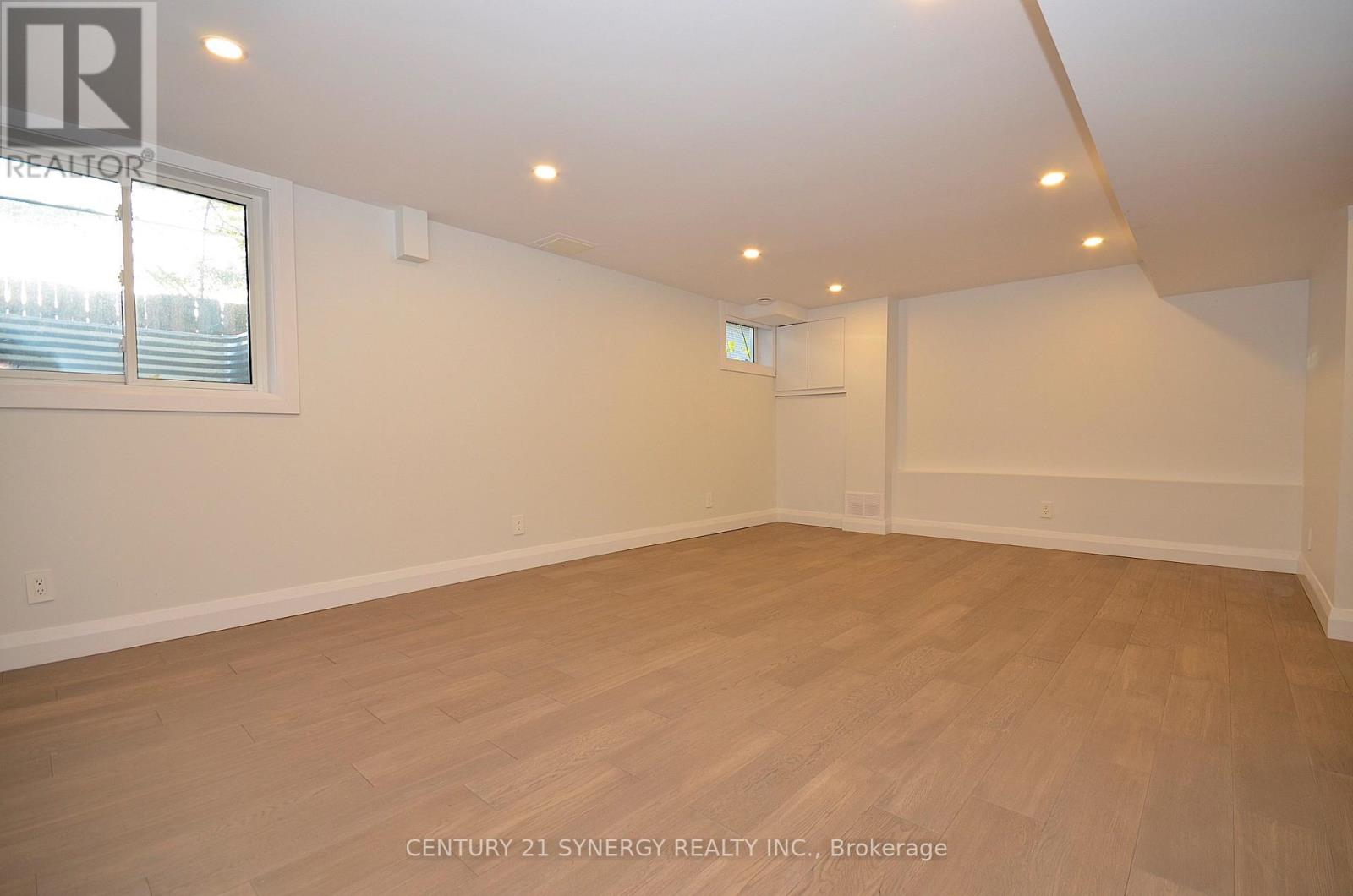 26 - 660 Hochelaga Street, Ottawa, Ontario  K1K 2E9 - Photo 43 - X12536650