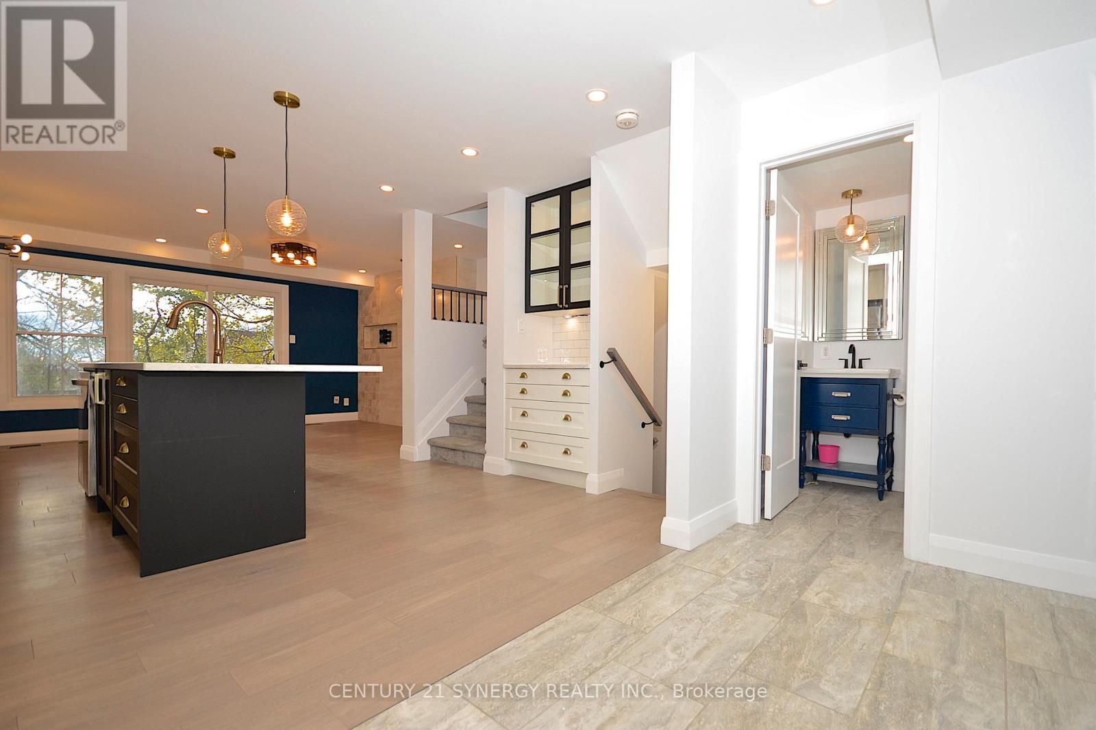 26 - 660 Hochelaga Street, Ottawa, Ontario  K1K 2E9 - Photo 5 - X12536650