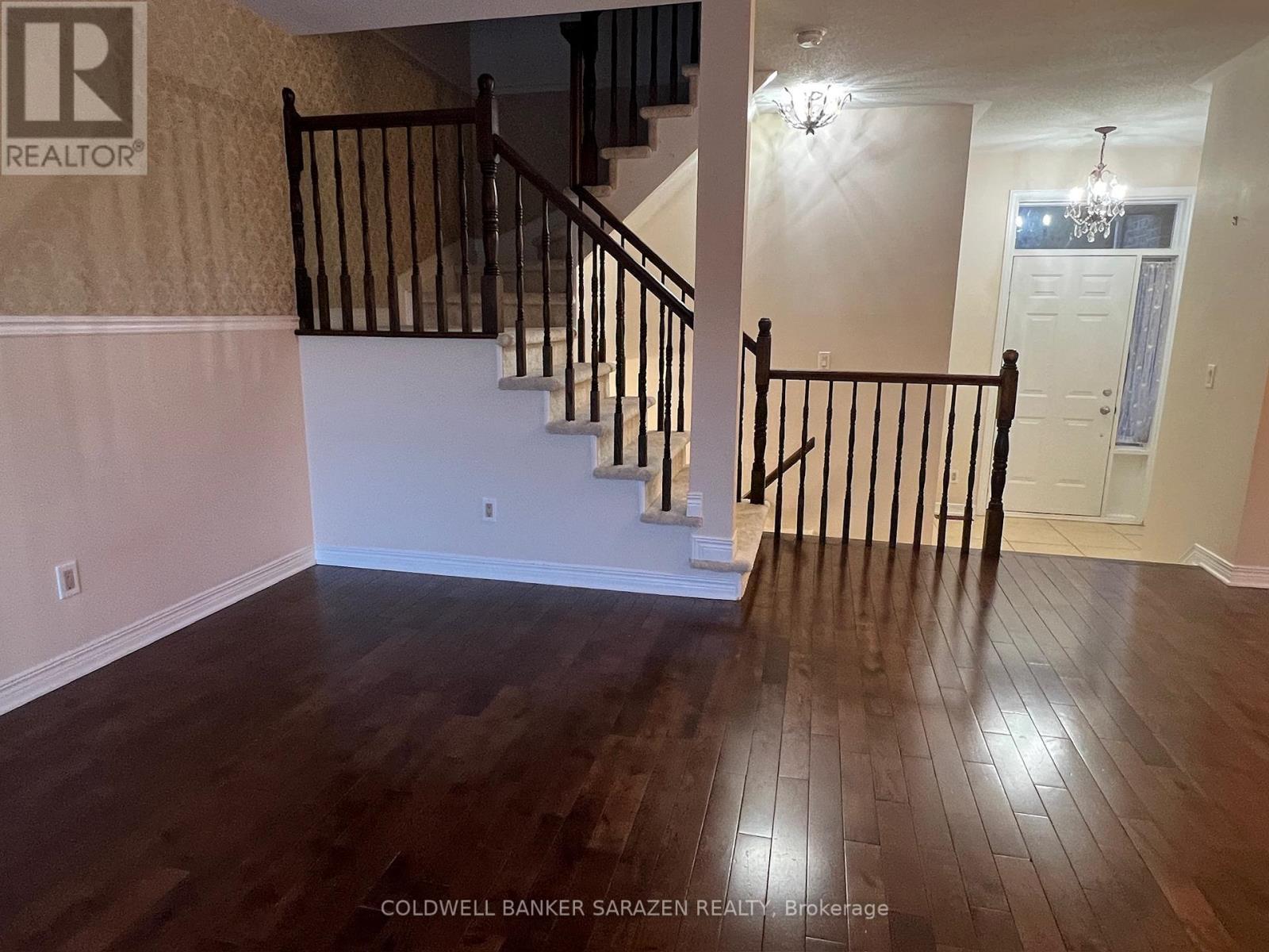 95 Kimberwick Crescent, Ottawa, Ontario  K1V 1K7 - Photo 2 - X12536662