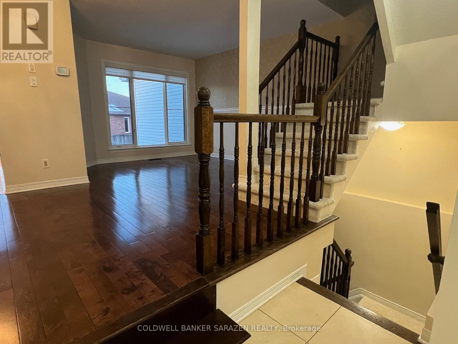 95 Kimberwick Crescent, Ottawa, Ontario  K1V 1K7 - Photo 4 - X12536662