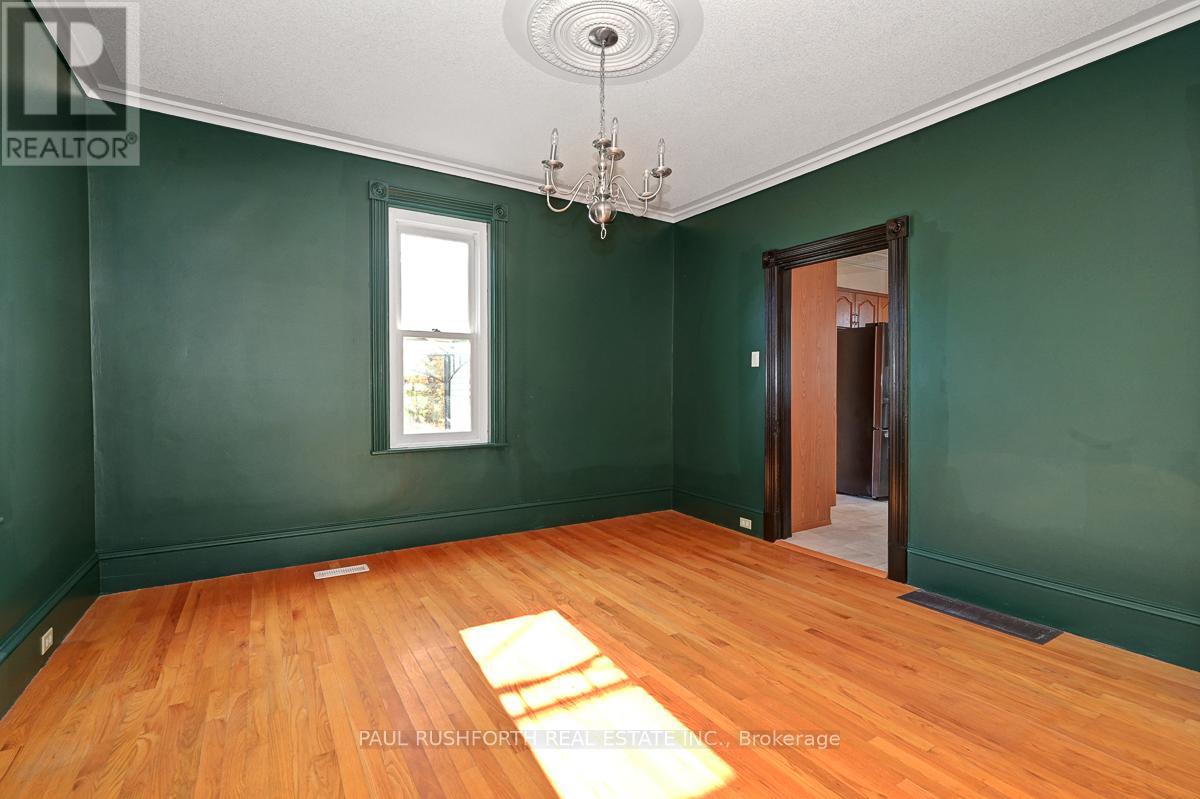 88 Owen Street, Lanark Highlands, Ontario  K0G 1K0 - Photo 10 - X12536730