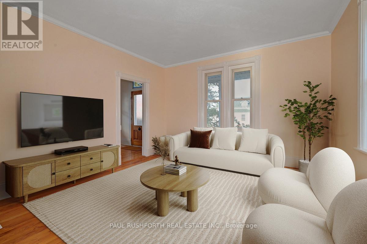 88 Owen Street, Lanark Highlands, Ontario  K0G 1K0 - Photo 7 - X12536730