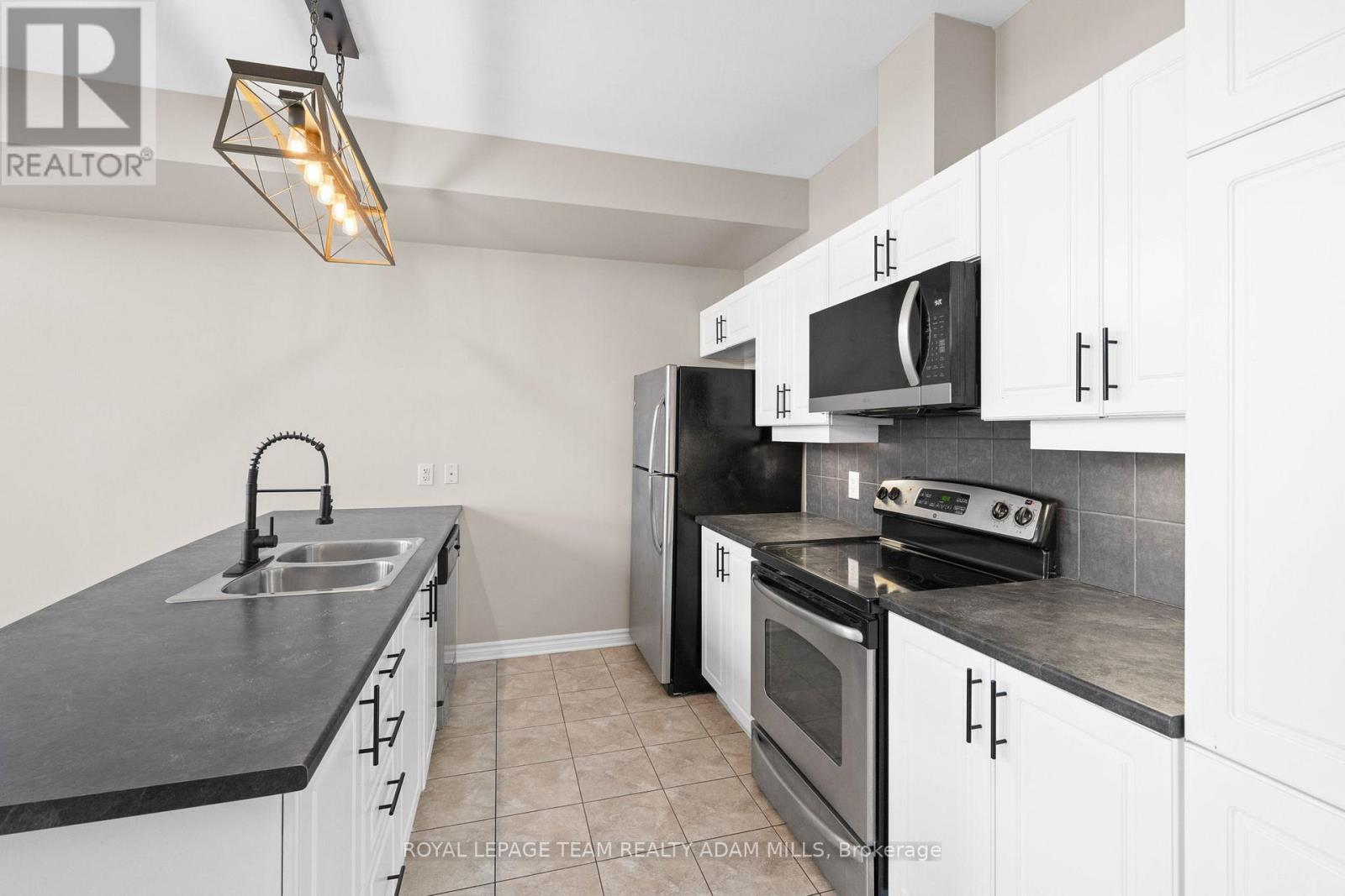 24 - 103 Eye Bright Crescent, Ottawa, Ontario  K1V 2K6 - Photo 9 - X12536788