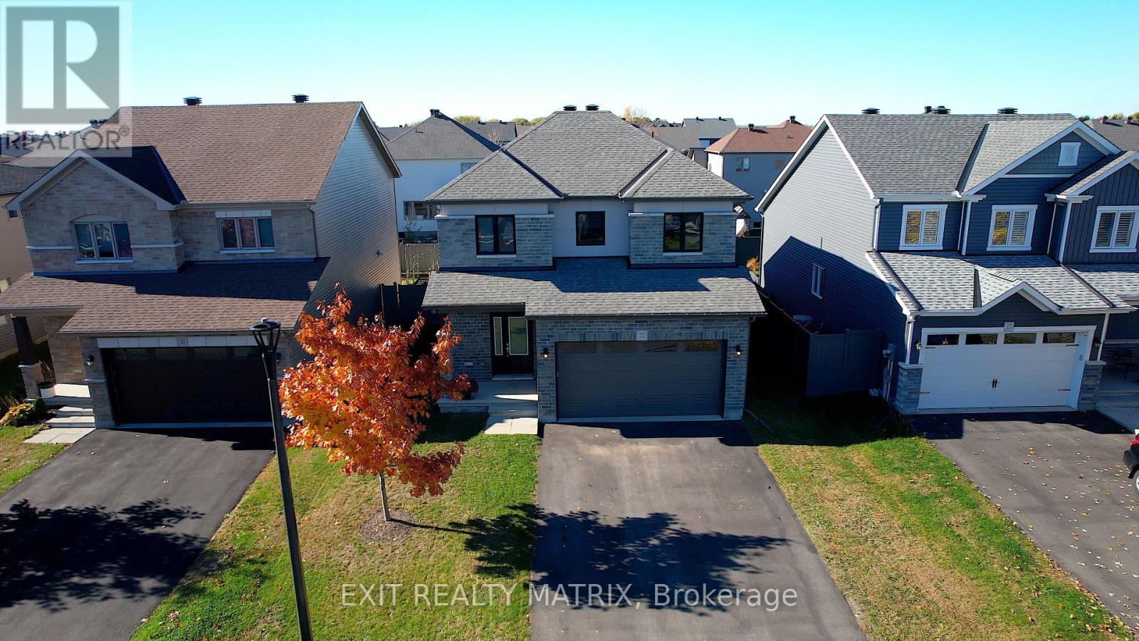 573 Strasbourg Street, Russell, Ontario K0A 1W0 - Photo 3 - X12536818