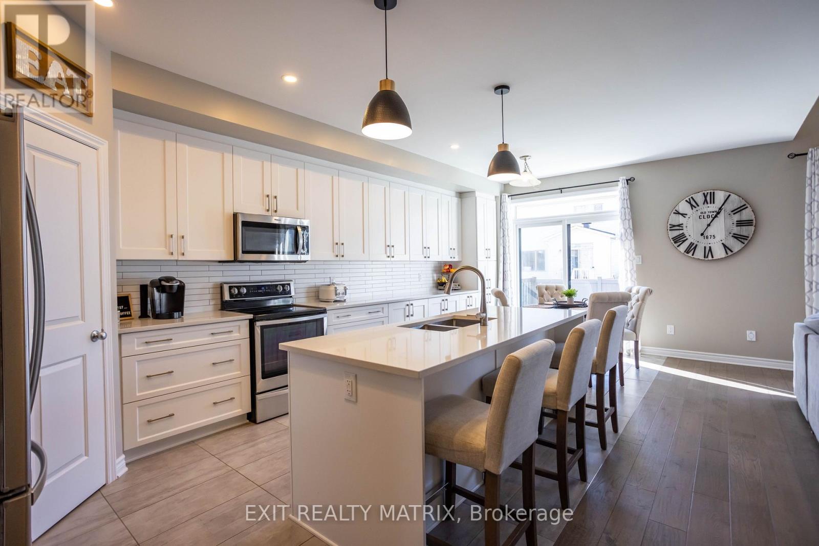 573 Strasbourg Street, Russell, Ontario K0A 1W0 - Photo 8 - X12536818