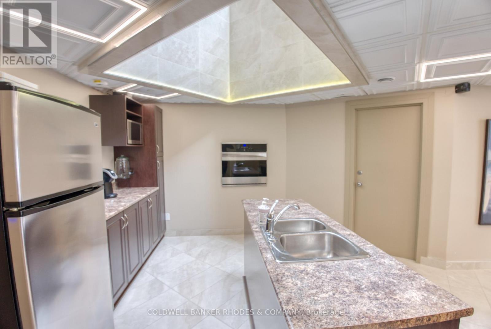 1105 - 556 Laurier Avenue W, Ottawa, Ontario K1R 7X2 - Photo 32 - X12486997