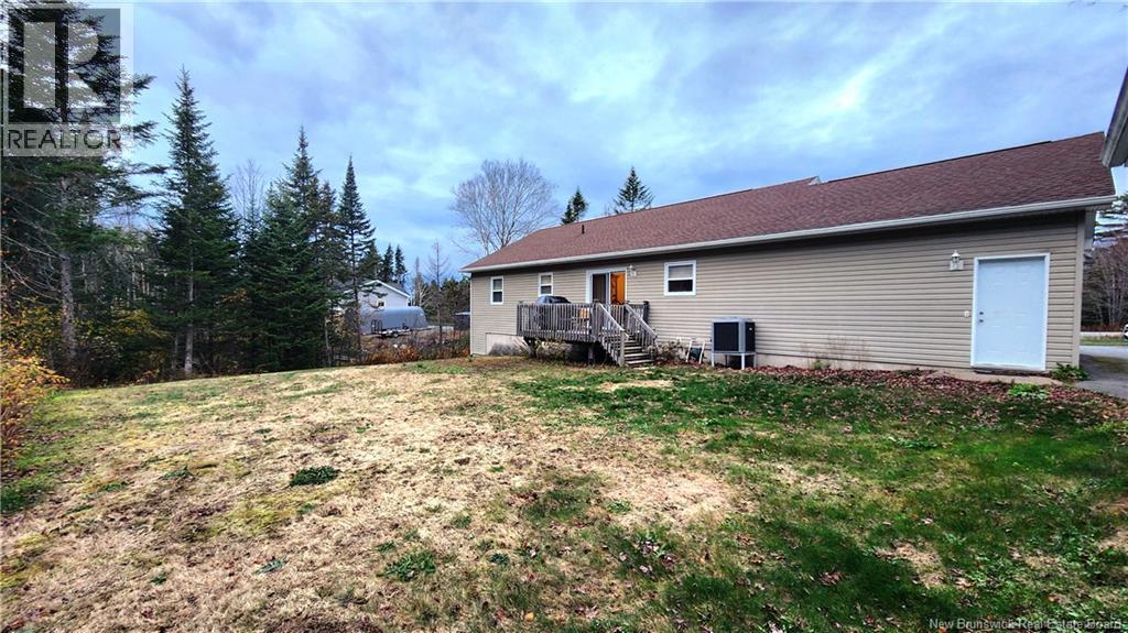 890 Hillcrest Road, Saint John, New Brunswick  E2E 2B2 - Photo 7 - NB129902