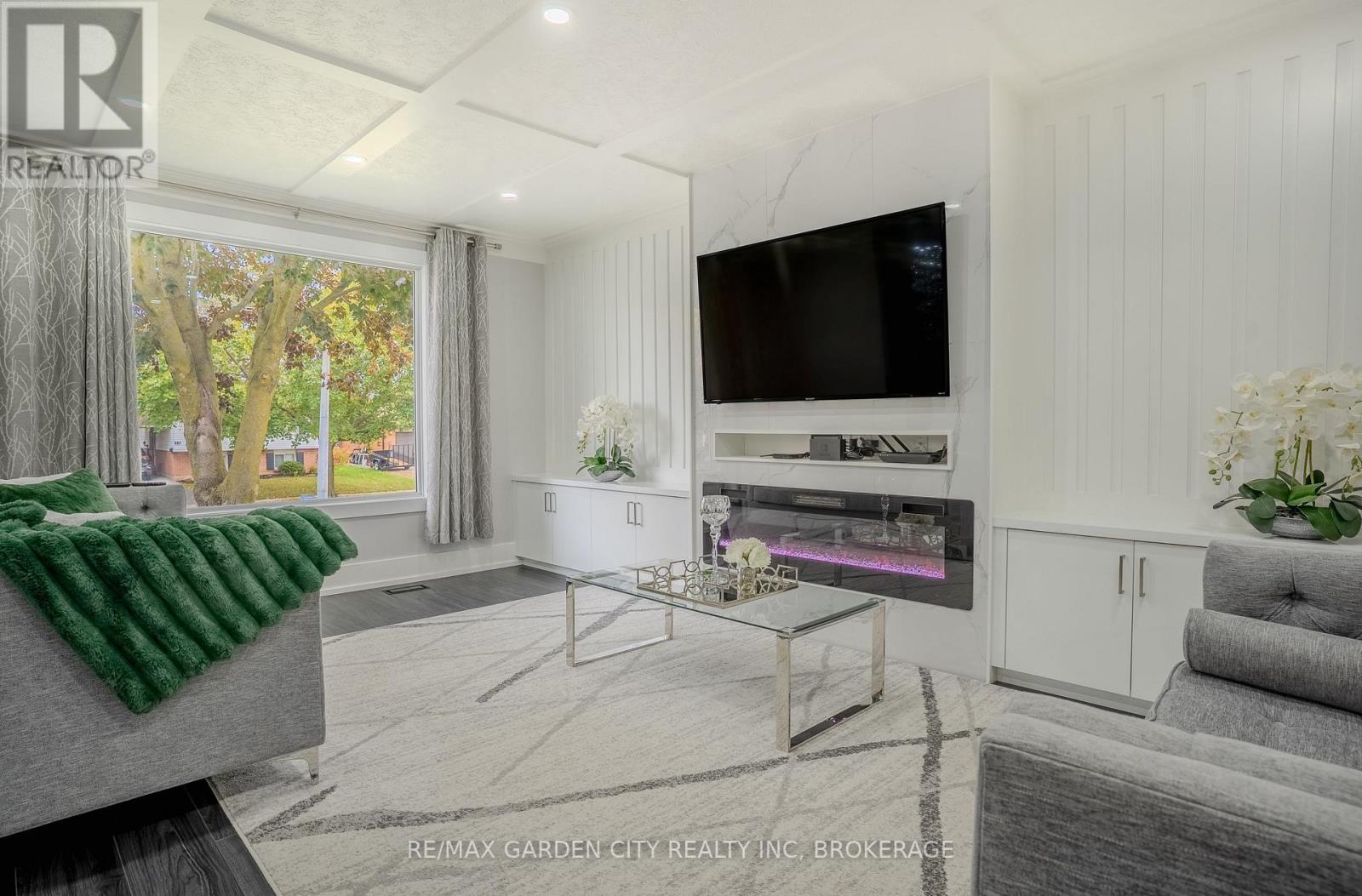 53 Brant Avenue, Welland, Ontario L3C 6C6 - Photo 6 - X12536870