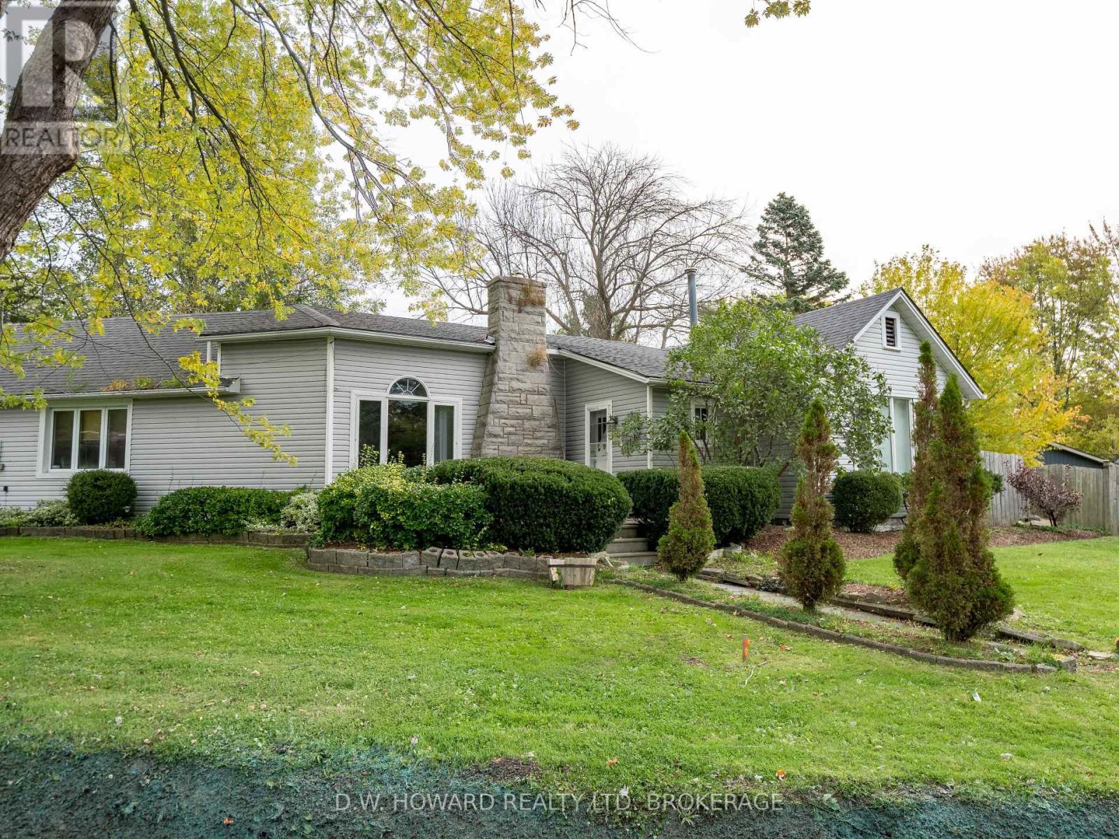 270 Cherry Hill Boulevard S, Fort Erie, Ontario L0S 1B0 - Photo 5 - X12536884