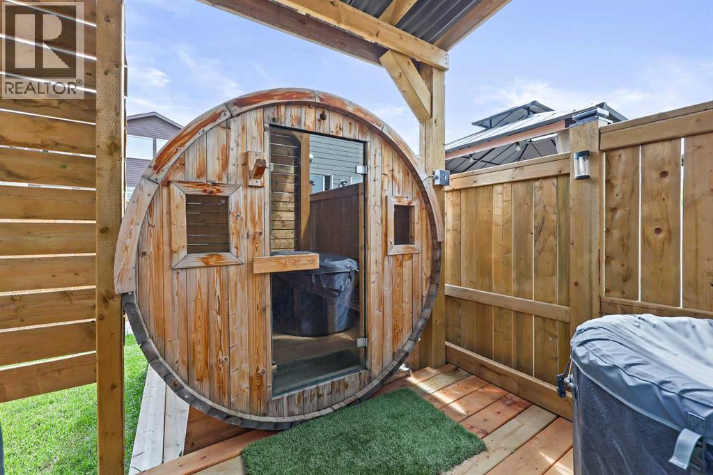 83 Wolf Creek Rise Se, Calgary, Alberta  T2X 4Z2 - Photo 42 - A2247575