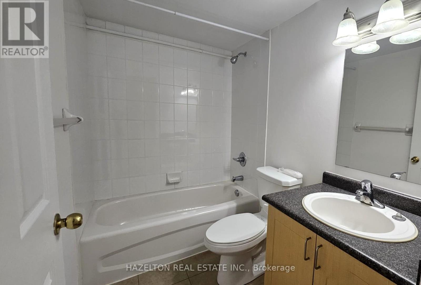 506 - 806 Lansdowne Avenue, Toronto, Ontario  M6H 4K2 - Photo 11 - W12536398