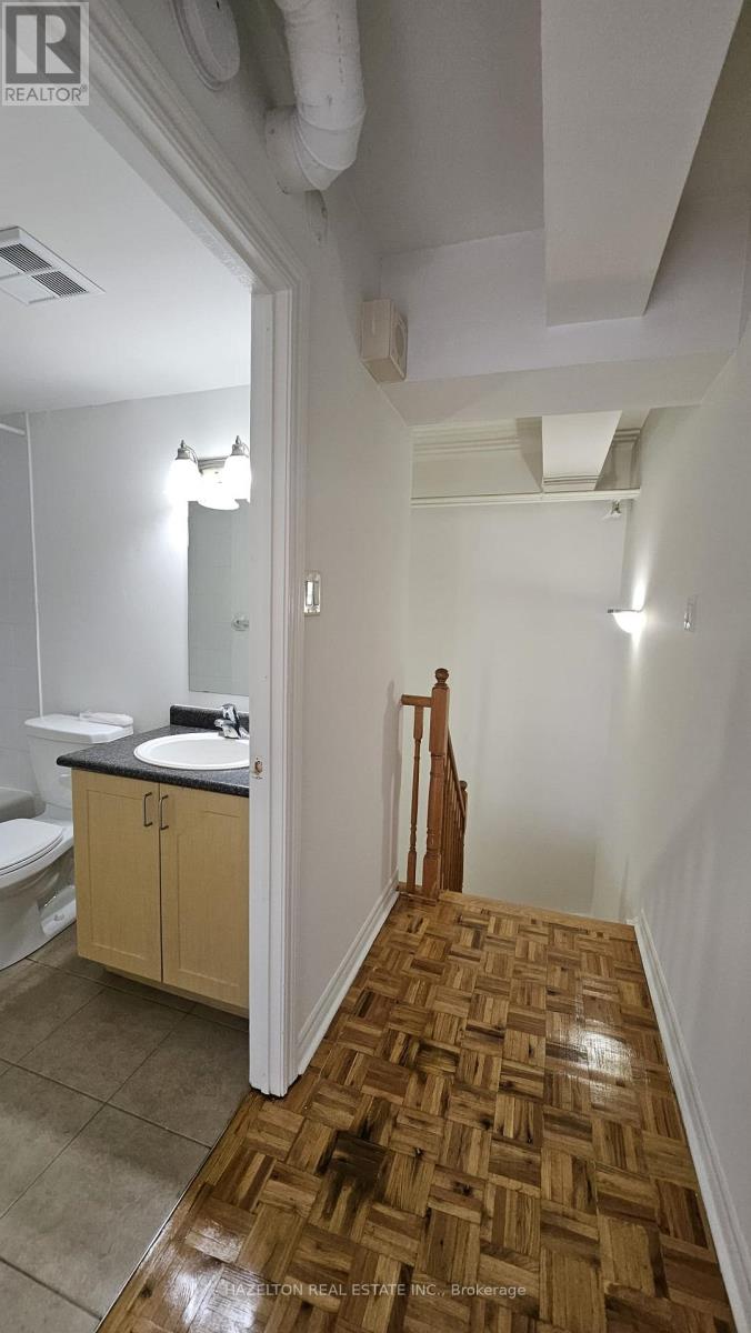 506 - 806 Lansdowne Avenue, Toronto, Ontario  M6H 4K2 - Photo 12 - W12536398