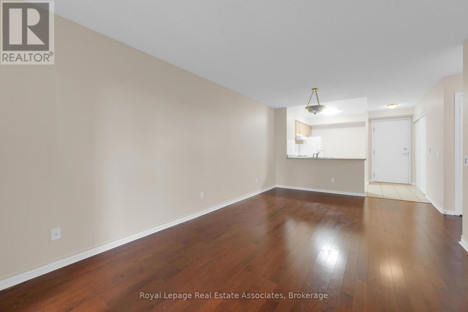 622 - 25 Kingsbridge Garden Circle, Mississauga, Ontario  L5R 4B1 - Photo 16 - W12536450